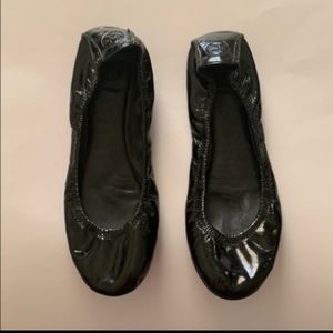 AUTH TORY BURCH EDDIE BLACK PATENT LEATHER FLATS